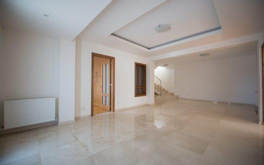 5 Bedroom duplex apartment for sale near the sea