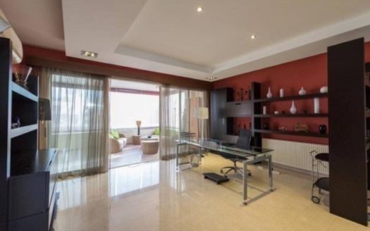 3 Bedroom apartment for sale on the sea front