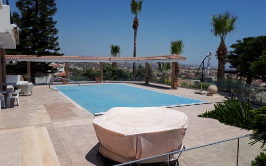 4 Bedroom villa in Agios Athanasios