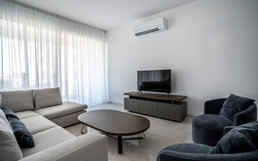 3 Bedroom apartment in Mesa Geitonia for rent