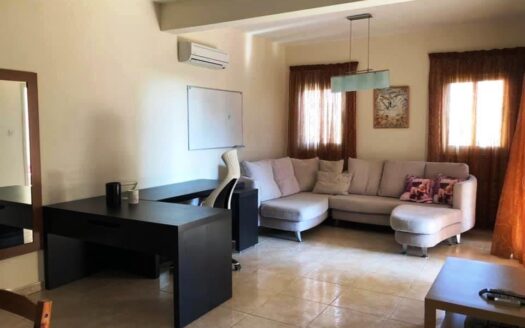 Spacious 1 bedroom apartment on the Sea Front for rent