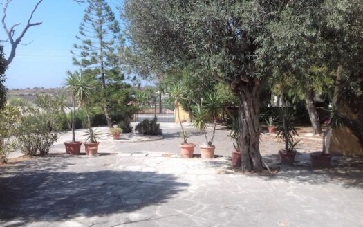 5 bedroom house for sale in Episkopi