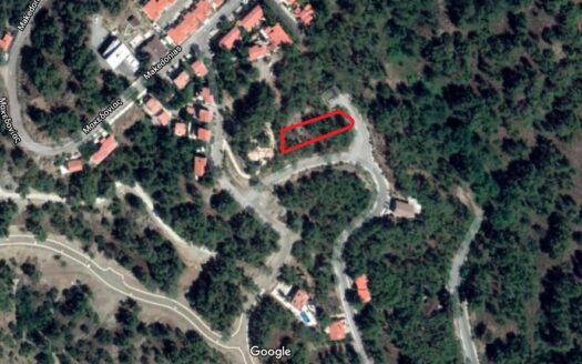 Plot for sale in Platres