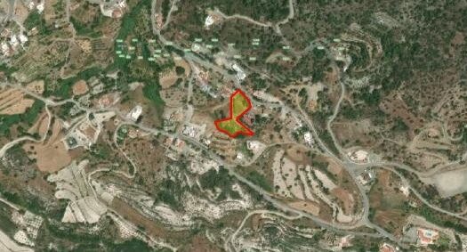 Large plot for sale in Apsiou