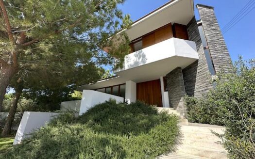 4+1 bedroom villa for sale in Mesovounia