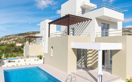 Ready 3 bedroom villa for sale in Peyia