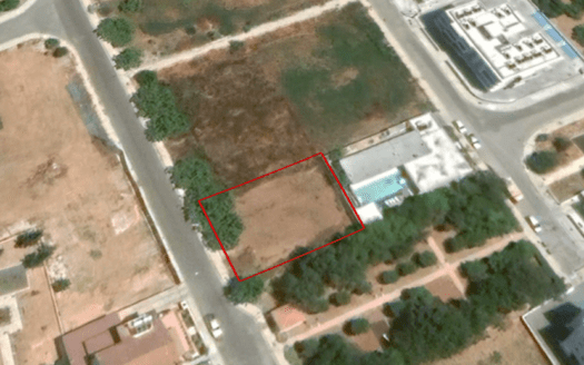 Plot for sale in Zakaki