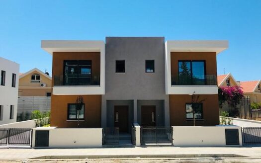 Cozy 2 bedroom townhouse for rent in Potamos Germasogeias