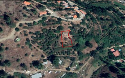 Plot for sale in Moniatis village