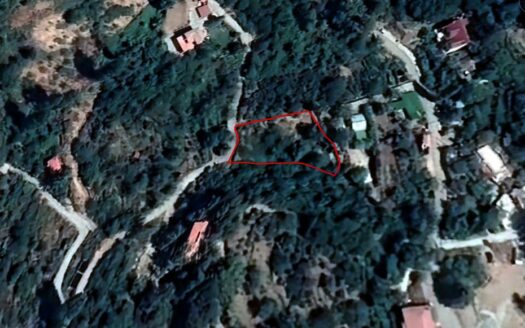 Plot for sale in Prodromos village