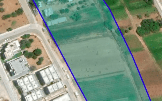 Residential land of 8818sqm in Zakaki