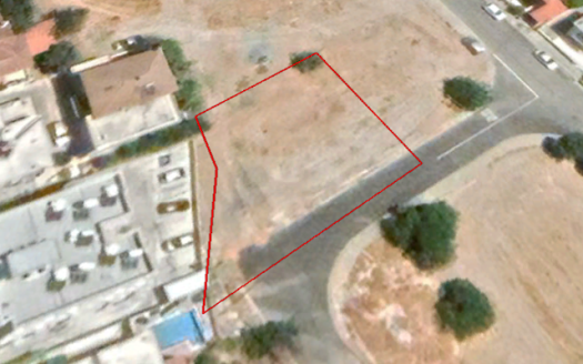 Plot for sale in Ekali area