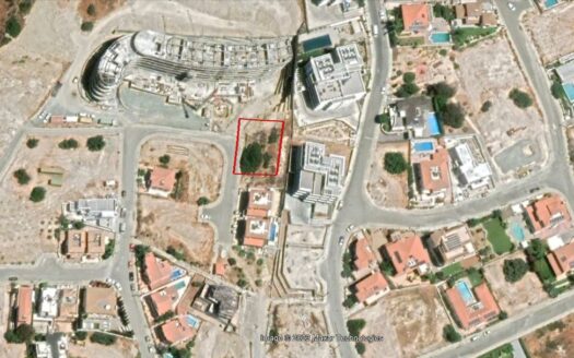 Plot for sale in Agios Athanasios