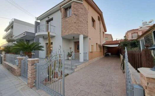 Semi-detached house for sale in Ekali area