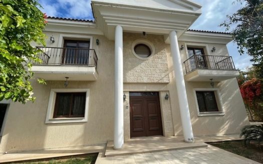 4 bedroom family house for sale