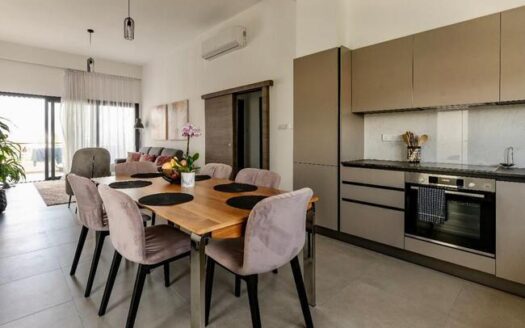 Spacious 2 bedroom apartment for sale in prestigious area