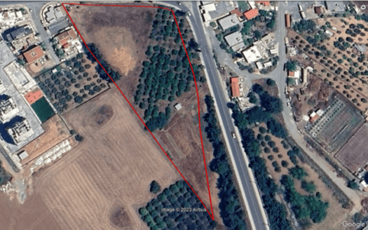 Land for sale in Kato Polemidia