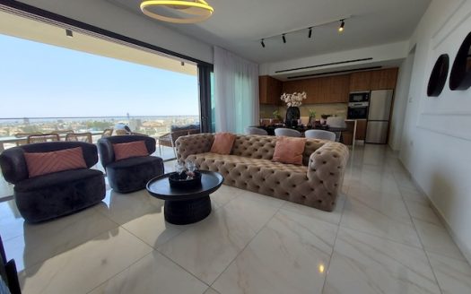 3 Bedroom penthouse with panoramic views in Panthea