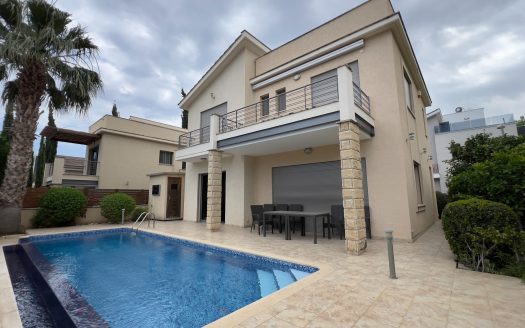 4 Bedroom villa in Agios Tychonas, Limassol