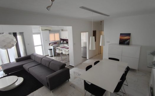 3 Bedroom apartment in Potamos Germasogeias, Limassol