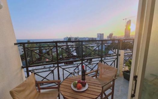 Seafront 2-Bedroom Apartment for Long-Term Rent in Pareklisia