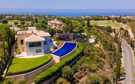 Redesigned Luxury Villa with Panoramic Views – Aphrodite Hills, Paphos