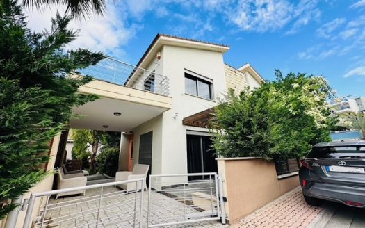 3-Bedroom Detached House for Sale – Parekklisia Tourist area, Limassol