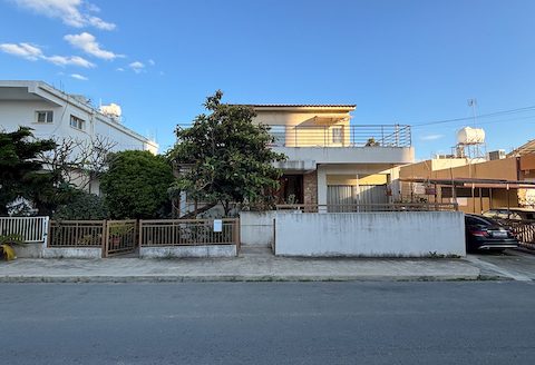 Ground-Floor House for Sale in Apostolos Petros & Pavlos, Limassol