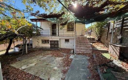 Traditional Family House for Sale in Platres Village