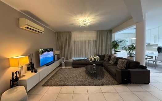 Resale 3-bedroom apartment for sale – Germasogeia Green Area, Limassol