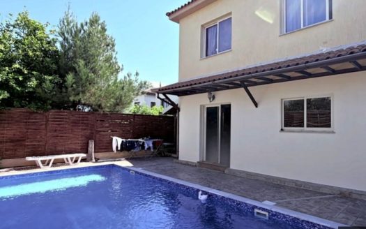 4-Bedroom Semi-Detached Villa for Sale in Erimi, Limassol