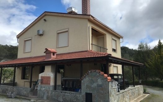 Traditional 4-bedroom village house for sale – Potamitissa area